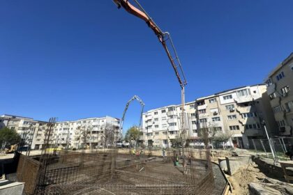 parcare acoperita cu 56 de locuri pe strada energiei din cernavoda 69f7d5720314d