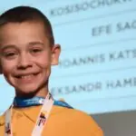pe podiumurile lumii elevul iustin petcu pune orasul navodari pe harta internationala a cucerit 5 medalii la matematica si limba engleza 69f65e91d1f11