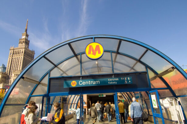 polonia ia in considerare construirea unor retele de metrou in marile orase concepute sa fie folosite si ca adaposturi antiaeriene 6a02c36896fd5