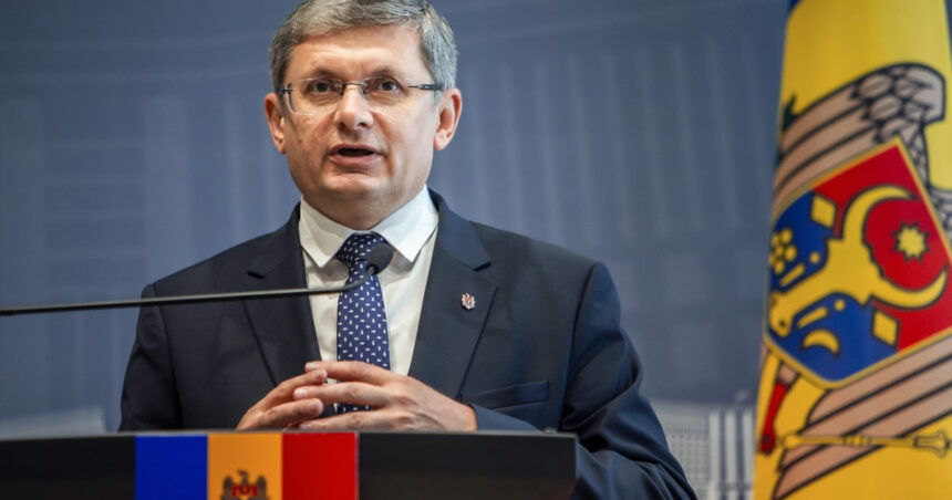 presedintele parlamentului republicii moldova igor grosu primit de nicusor dan marti la cotroceni 6a0210d3702c0
