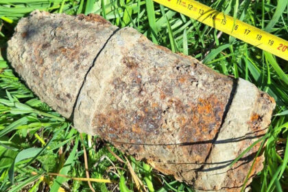 proiectil exploziv descoperit de un barbat in timp ce sapa in curte la botosani 69f485e6b3d98