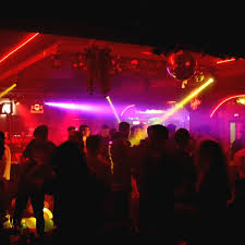 razii in cluburile din mamaia trei barbati au fost prinsi cu droguri 69f733e4da3aa