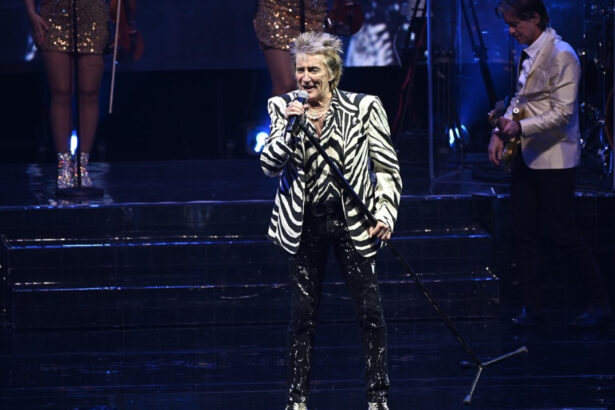 rod stewart il lauda pe regele charles pentru ca l a pus la punct pe micul nemernic in timpul vizitei in sua 6a032d255b6fd