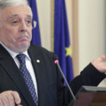romania nu are nevoie de noi taxe guvernatorul bnr avertizeaza ca reducerile de impozite ar afecta credibilitatea tarii 6a0c726c79de8