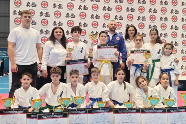 sportivii de la oyama constanta au cucerit 12 medalii la europenele de karate kyokushin 6a0c59f2c841a