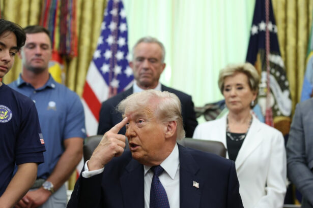 suntem intr o mica incaierare militara trump ofera definitia conflictului din orientul mijlociu 69fa31d0380b0