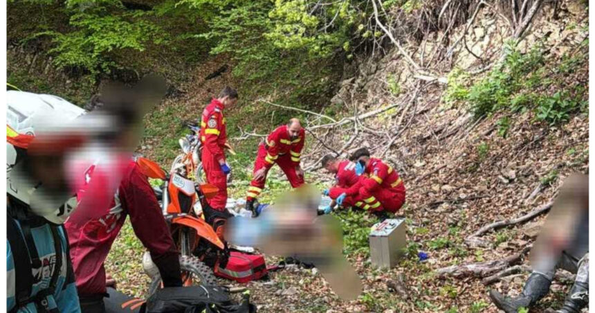 tragedie in bistrita nasaud un tanar de 19 ani a murit dupa ce a cazut cu motocicleta intr o prapastie 6a08a11387bd8