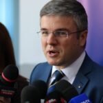 usr istul darau economie foloseste spp ul si deconteaza si banii de transport ca parlamentar nu folosesc paza 100 din timp 6a09ca5c6264a