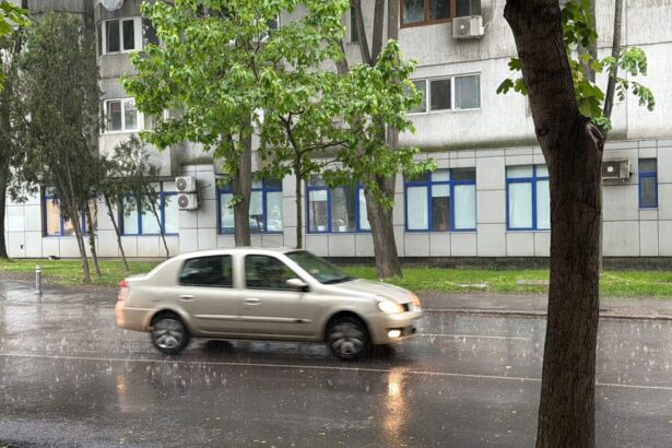 video avertizare meteo severa la constanta ploi torentiale grindina si descarcari electrice 6a0dbe2c7944e