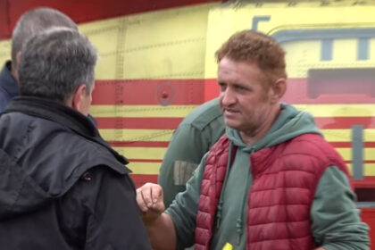 video imi tremura genunchii de fericire momentul in care parintii lui alexandru ajung la fiul lor gasit in padure dupa trei zile 6a0474440e349