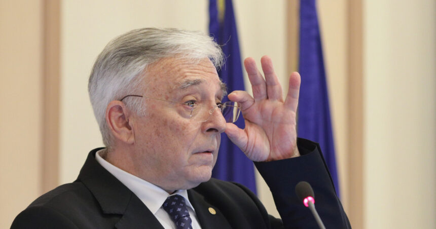 video mugur isarescu respinge acuzatiile privind un curs euro tinut artificial daca vindeam masiv valuta cum mai cresteau rezervele 6a0c3a2db8f61