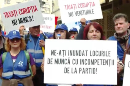 video protest la apele romane sindicalistii cer deblocarea angajarilor si reducerea functiilor de conducere 6a0590ca5a807