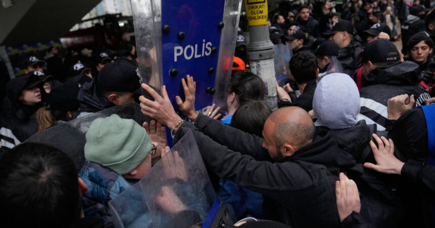 video proteste violente de 1 mai in turcia sute de arestari dupa ciocniri intre politie si demonstranti la istanbul 69f4aca810175