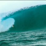 video record mondial in surfing un american a invins un val de 30 de metri 6a01e53444592