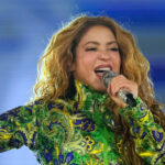 video shakira face istorie la rio concert cu 2 milioane de fani pe plaja copacabana 69f71ae0aca3b
