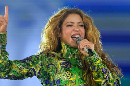 video shakira face istorie la rio concert cu 2 milioane de fani pe plaja copacabana 69f71ae0aca3b