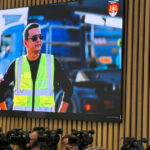 video surpriza psd pentru bolojan la suceava premierul intampinat cu pozele lui sorin grindeanu 69f4ab5e32e38