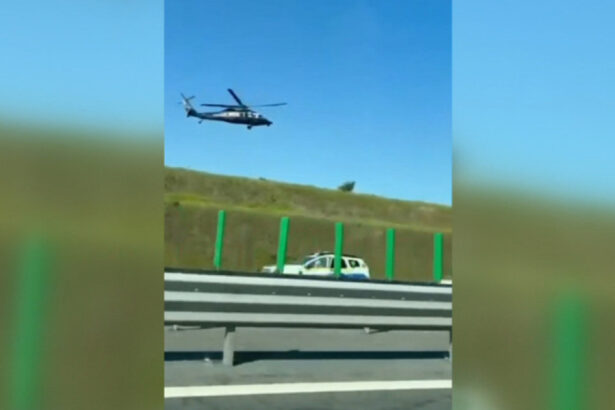 video tanar de 19 ani prins baut pe a2 in drum spre vama veche a fost urmarit cu elicopterul dupa ce nu a oprit la semnalele politistilor 69f48261cd511