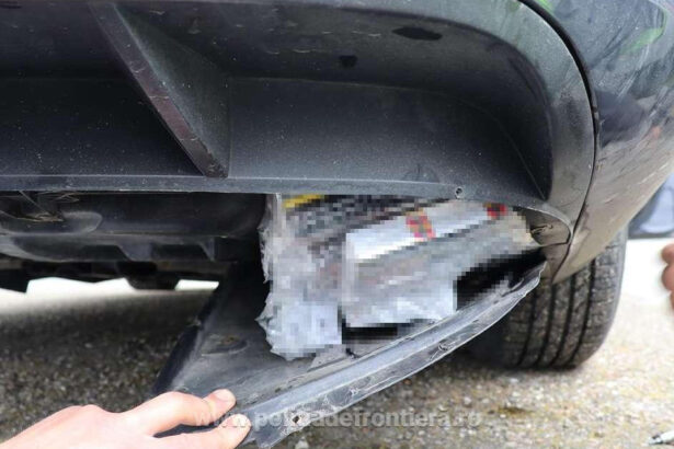 video un bulgar a incercat sa intre in romania cu peste 1 000 de pachete de tigari locurile ingenioase unde le tinea ascuns 6a005c5e8cc75