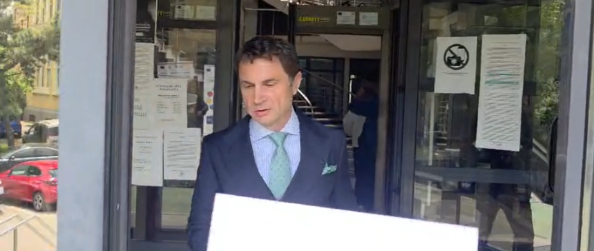 video update se intoarce la conducerea primariei mangalia cristian radu inculpat in doua dosare dna constanta vrea revocarea controlului judiciar 6a0304009df3a