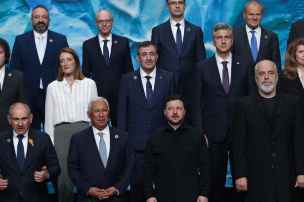 video zeci de lideri din europa alaturi de canada se intalnesc la summitul cpe din armenia merz si erdogan nu participa 69f8933b726ae