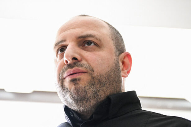 volodimir zelenski si a trimis negociatorul sef in sua pentru discutii cu emisarii steve witkoff si jared kushner 69fc9c986117f