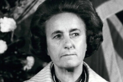 accidentul secret al elenei ceausescu sotia dictatorului a suferit un traumatism cranian sever ce a facut securitatea cnsas 6a3bd3313db56