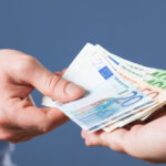acuzatii de trafic de influenta in arges barbat prins dupa ce ar fi promis interventii la un judecator pentru 5 000 de euro 6a38ed3a566b1
