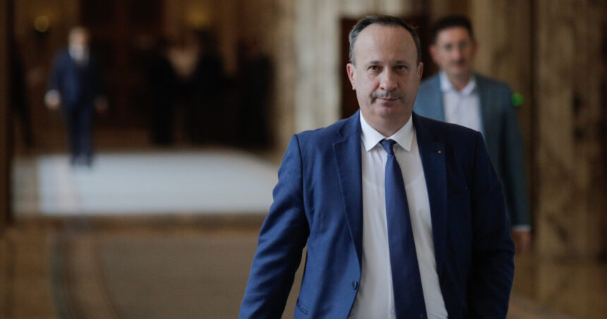 adrian caciu val de ironii la adresa pnl usr si udmr niste iele care vor sa para zane ce spune despre alegeri anticipate 6a32f418933aa
