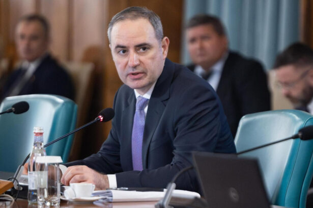alexandru nazare companiile care se listeaza la bursa vor putea deduce suplimentar 50 din cheltuielile aferente procesului 6a3f5b93b12f4