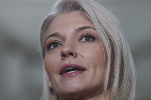 alina gorghiu contesta excluderea din pnl sunt in partidul acesta de zeci de ani si de aici nu am sa plec eu 6a391afb64c35