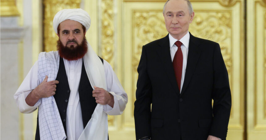 analiza de ce a decis vladimir putin sa i imbratiseze pe urmasii mujahedinilor care au provocat retragerea umilitoare a urss din afganistan 6a377be4a6aa5