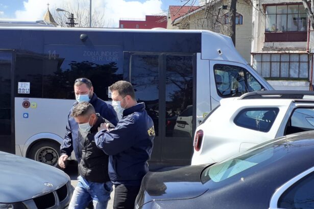 autorul crimei din cernavoda asteptat azi la tribunalul constanta 6a346ca0a5087