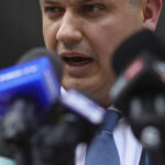 cand va depune eugen tomac programul de guvernare in parlament azi sunt programate discutii cu presedintii celor doua camere 6a2e3ab8ccc5b