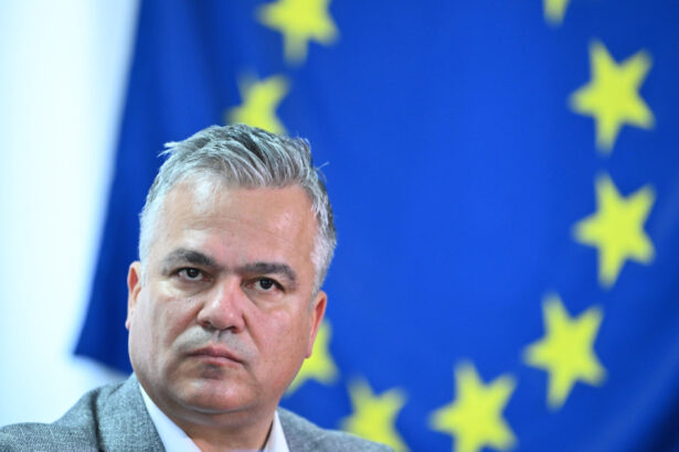 cum explica adrian vestea ca a acceptat sa fie noul premier desemnat comentariul acid lasat de ciucu primarul capitalei la postare 6a2e832cc5e1c