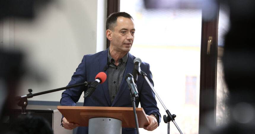 exclusiv csoma botond nicusor dan nu va face o desemnare pana nu exista o majoritate presedintele a fost mahnit dupa esecul negocierilor 6a427633f39f3