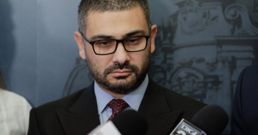 exclusiv florin manole da vina pe siegfried muresan pentru blocajul politic face tumbe si giumbuslucuri pentru a fi simpatic intr o zona 6a43f43bbafc6