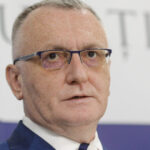 exclusiv liderii pnl se intalnesc luni pentru a discuta desemnarea lui adrian vestea ca premier cimpeanu e un om foarte potrivit 6a2ed93363bde