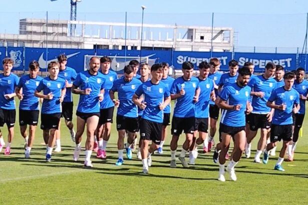farul constanta isi afla vineri programul din noua editie a superligii 6a3e3ad8a3674