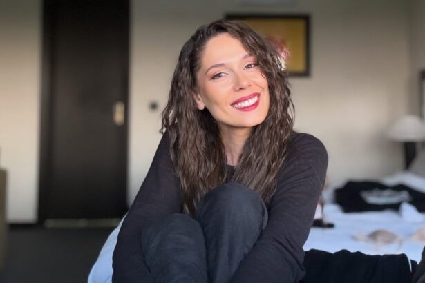 imagini rare cu irina fodor si tatal ei in curtea casei parintesti mesajul emotionant transmis de vedeta la multi ani tati 6a250de25dbe7