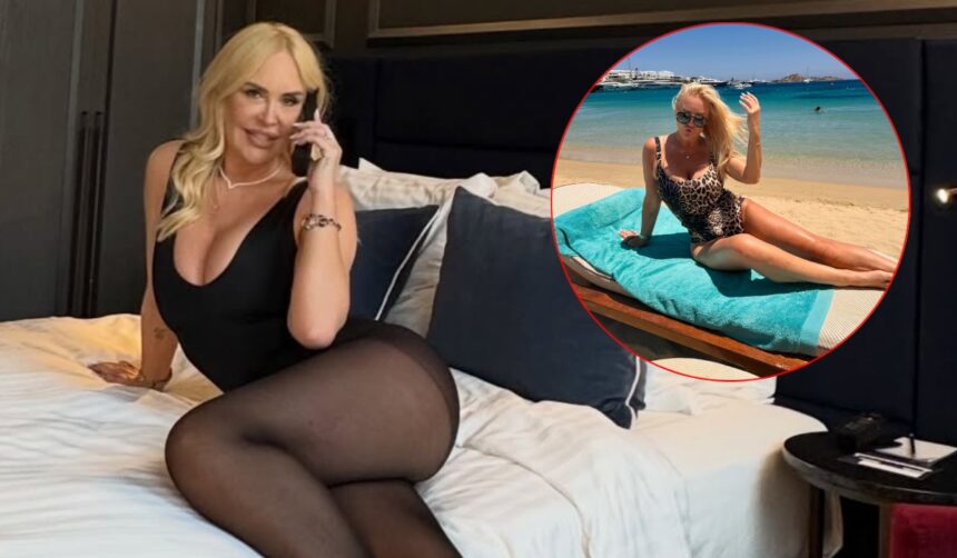 imaginile cu vica blochina care iti vor taia respiratia cum arata in costum de baie la 50 de ani 6a315f7f86010