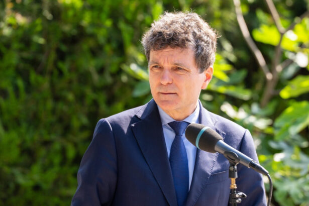 live text nicusor dan discuta cu liderii psd pnl usr si udmr la cotroceni sorin grindeanu si siegfried muresan cele doua variante de premier 6a3e9cb708eb6