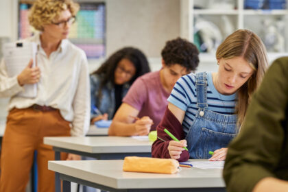 news alert proba la matematica si istorie de la bacalaureat 2026 amanata din cauza caniculei ministerul educatiei schimba calendarul examenului 6a4255998d57c