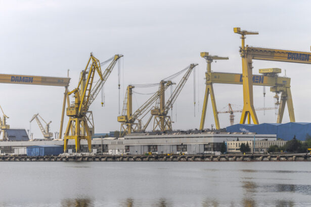 niciun investitor la prima licitatie pentru santierul naval mangalia prezentat ca un pilon al programului safe 6a40b671a7fae
