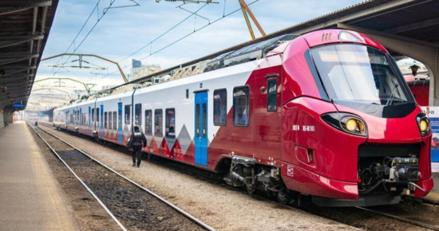 noi trenuri electrice intra in circulatie pe ruta bucuresti nord cluj napoca si retur 6a43da74889a8