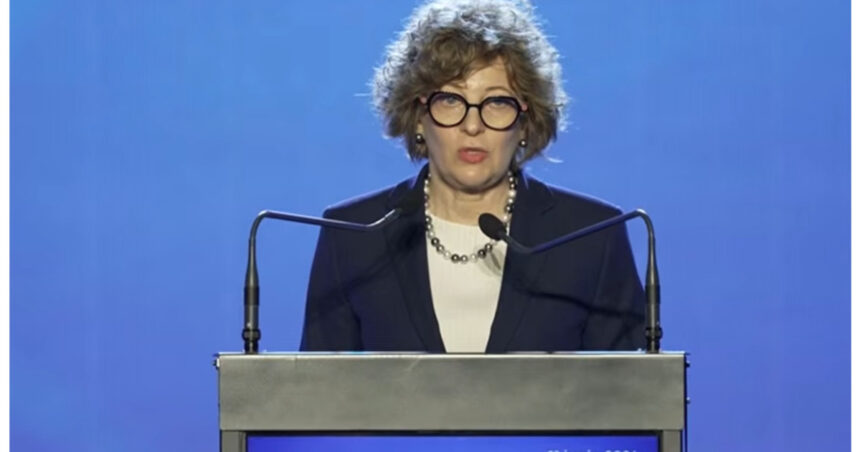 oana gheorghiu la congresul pnl sunt o luptatoare am venit alaturi de dumneavoastra la greu nu cand a fost usor 6a37ce1412793