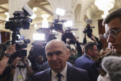 premierul ilie bolojan participa duminica la congresul pas de la chisinau 6a2d7aeaa34f0