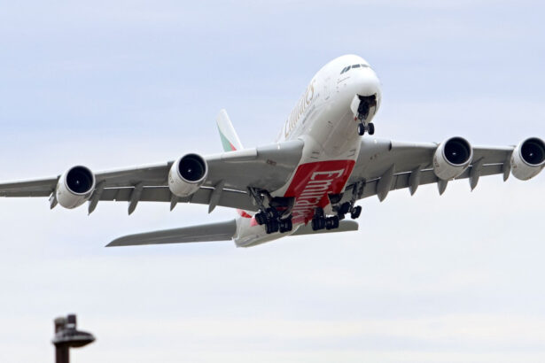 probleme pentru uriasele avioane airbus a380 16 aeronave trebuie inspectate urgent dupa descoperirea unor fisuri la aripi 6a3b8a3bcb9c4