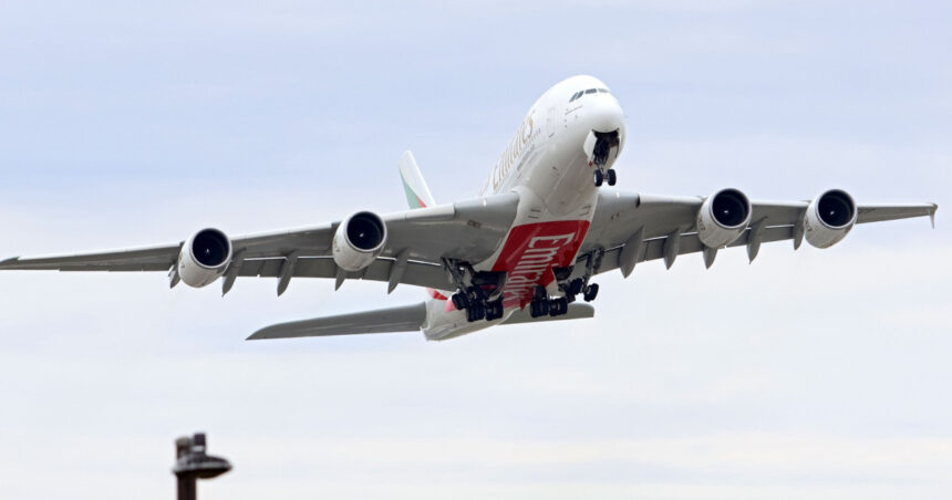 probleme pentru uriasele avioane airbus a380 16 aeronave trebuie inspectate urgent dupa descoperirea unor fisuri la aripi 6a3b8a3bcb9c4