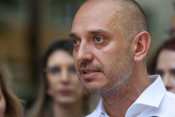 radu mihaiu usr guvernul vestea nu are sustinere iar investirea lui va aduce falimentul romaniei 6a33b225a575d